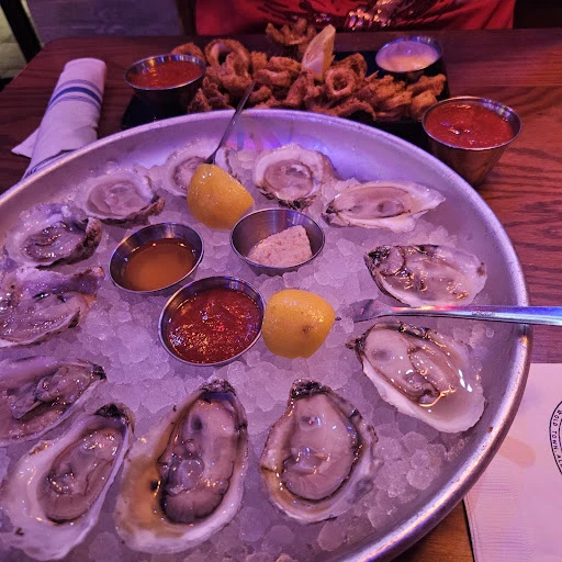 The Fish Market of Maryland Bar & Grill Restaurant photo 5